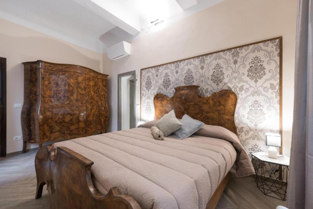 The Hobbit Guelfa Apartment ฟลอเรนซ์ ภายนอก รูปภาพ
